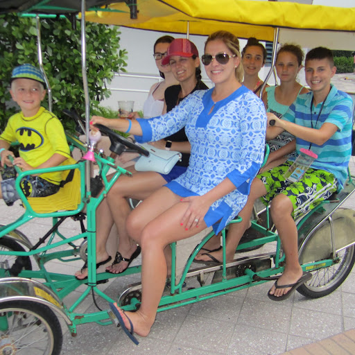 Hollywood Beach Trikke logo